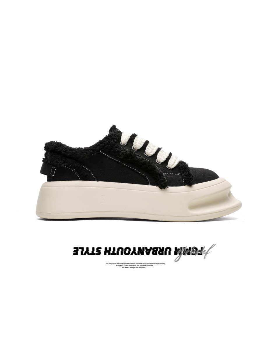 Minimalist Slip-On Canvas