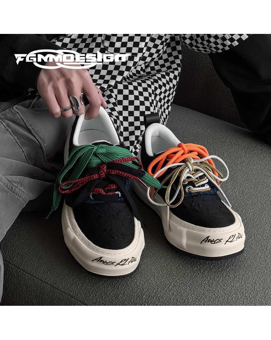 Oversized Tongue Canvas